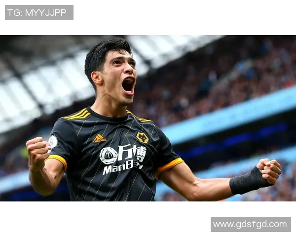 足球莫里：探索这位传奇球员的辉煌历程与不凡成就